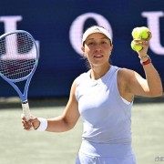 佩古拉24胜领跑WTA！女单世界第三有望换人，肯宁排名飙升10位
