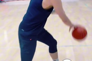 段昂君恢复期也坚持训练 6日11日 加油小伙子们！